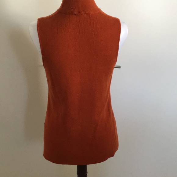 Witchery orange knit top. size S - Picture 3 of 4